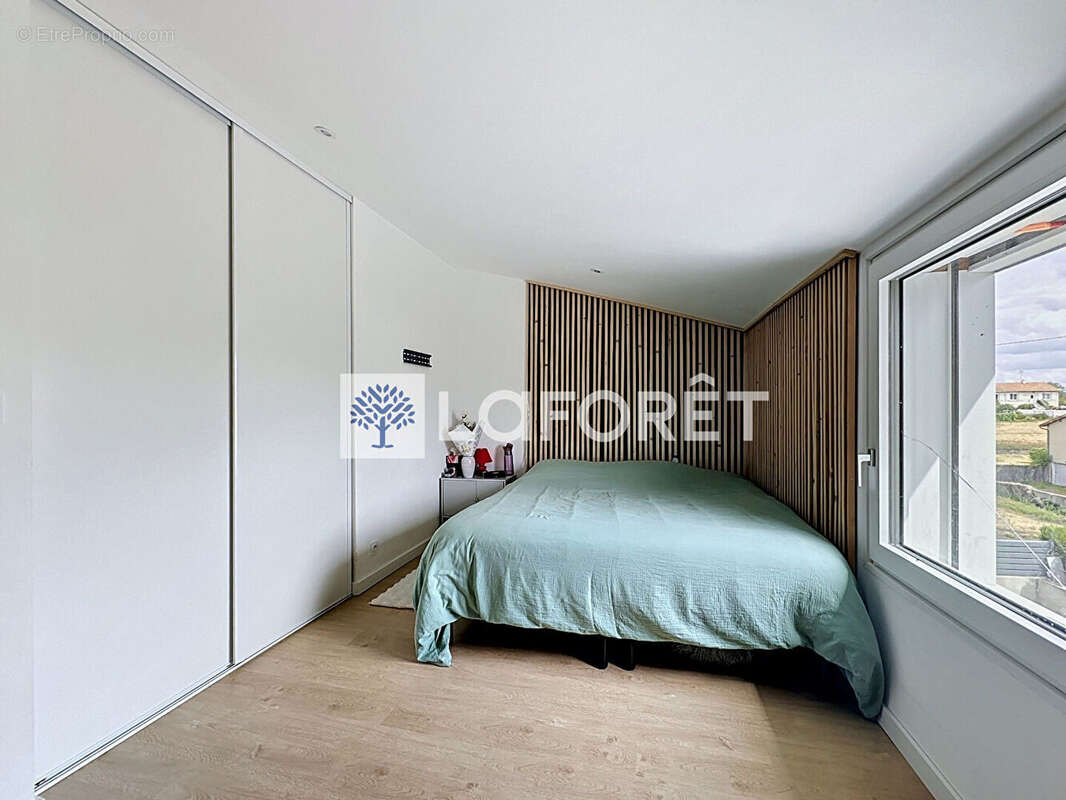 Maison Secondigny - photo 16