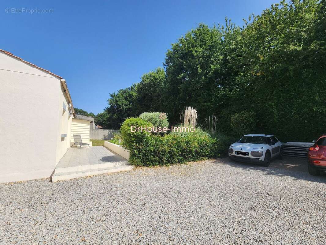 Maison à GROSBREUIL