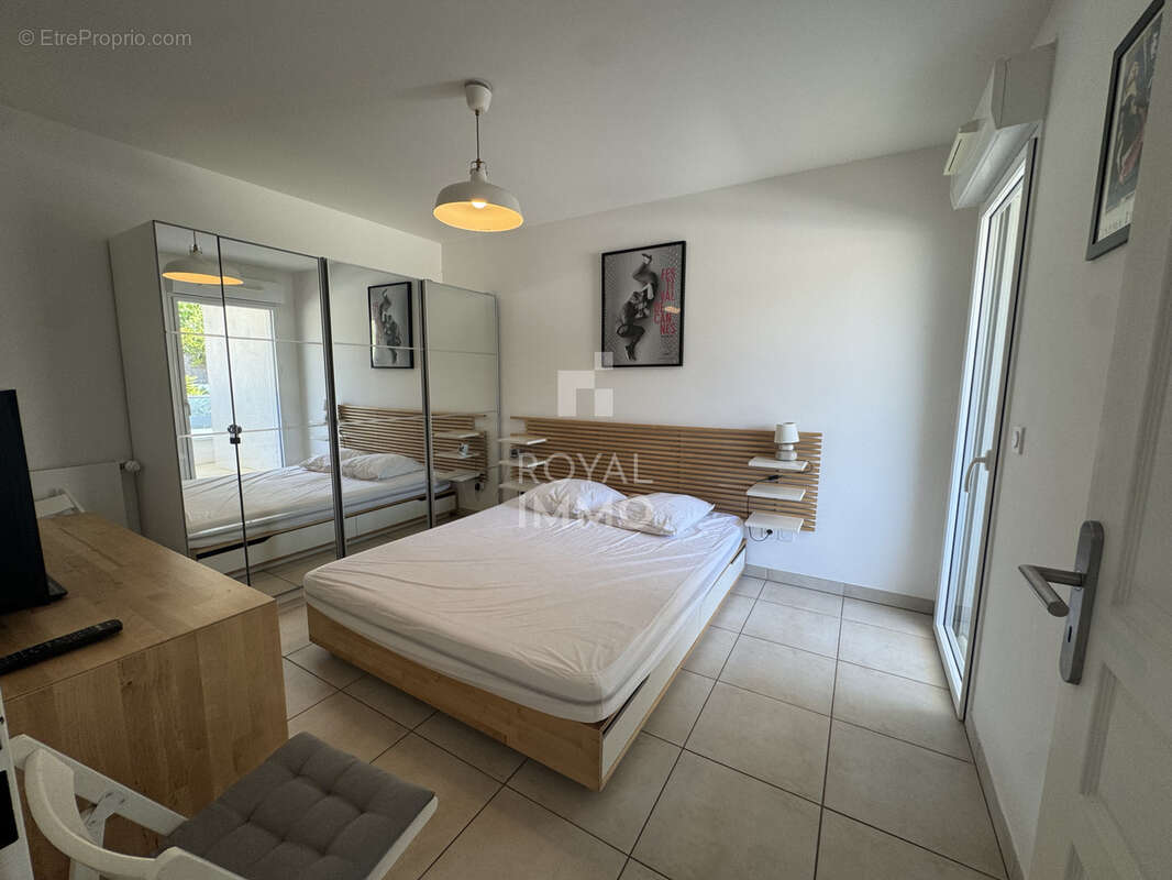 Appartement à CARQUEIRANNE