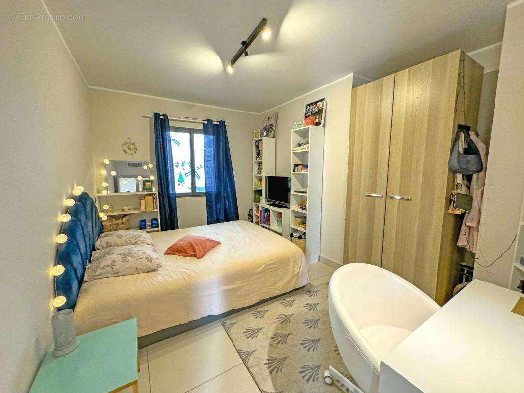 Propriété de Prestige à Vendre à Nice sur la Colline de Crémat - photo 11
