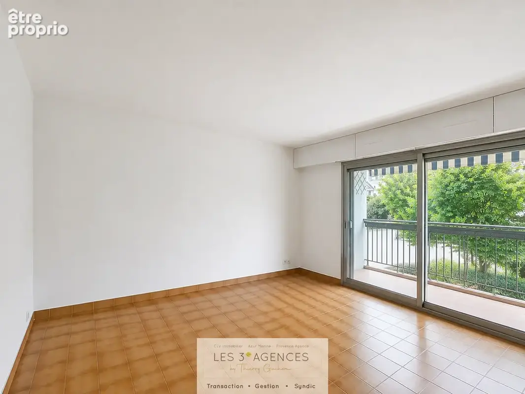 2 pièces 47m2 - CENTRE VILLE - Parking - photo 9