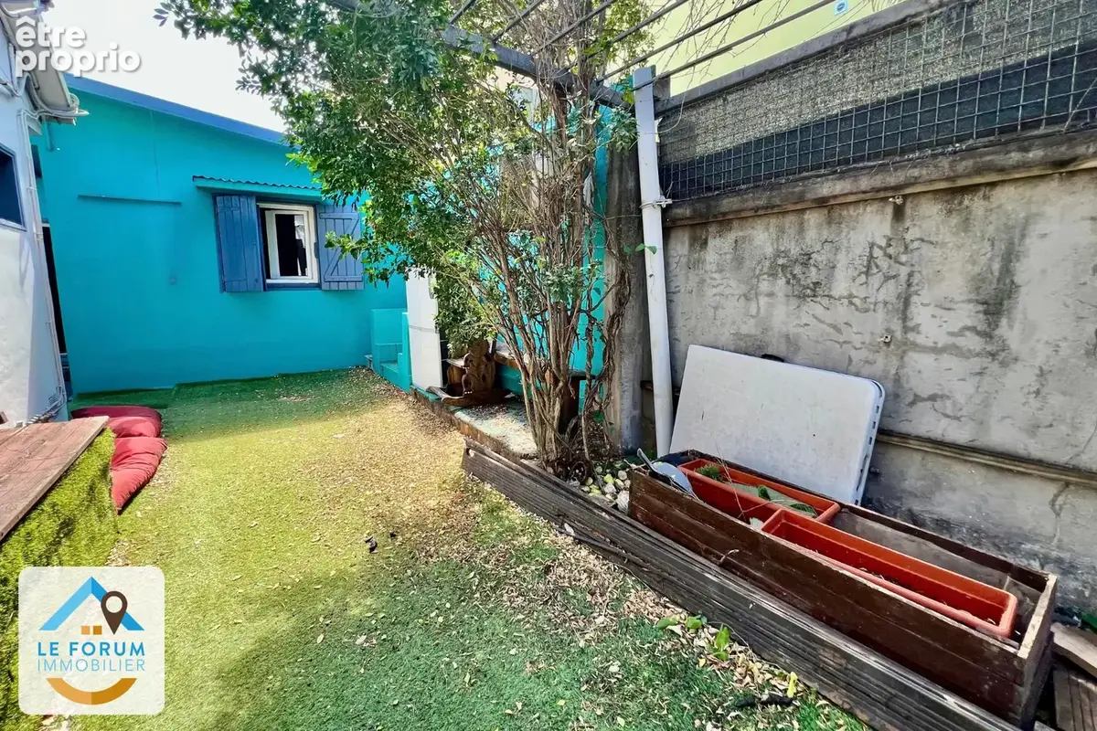 Saint pierre 97410 - villa f4 lumineuse + studio bis - proche des commodités - secteur facile d'accès - photo 4