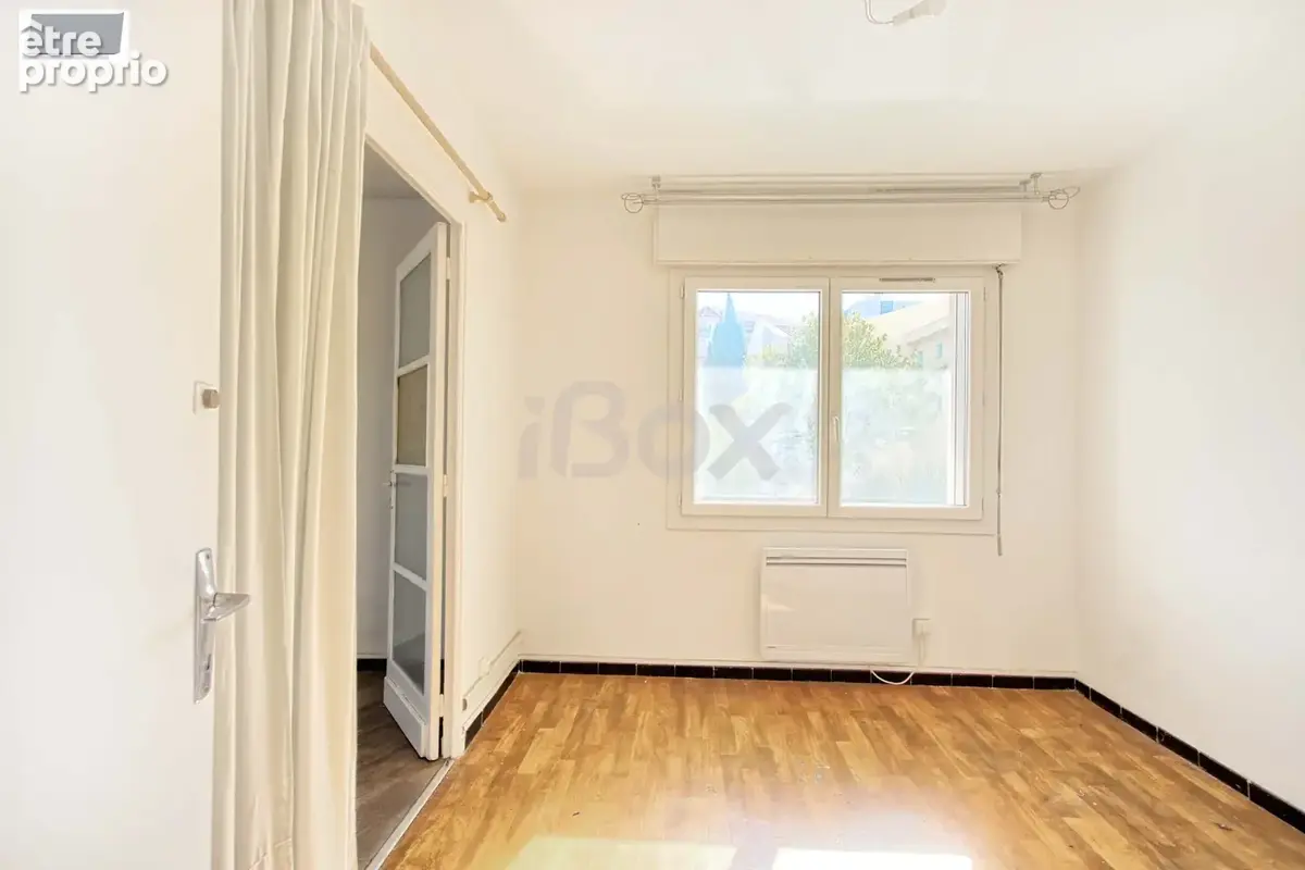 Toulon, Champs de Mars, 3 pièces 58 M2, balcon, cave. - photo 6