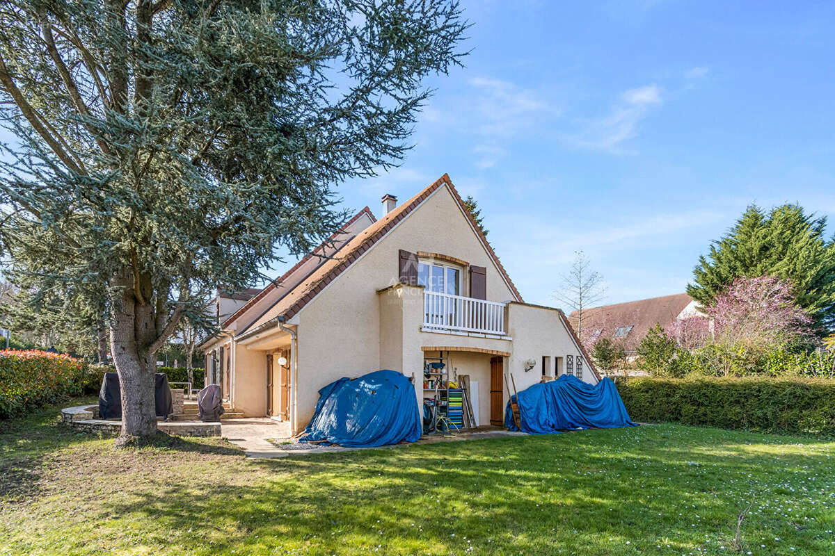 Maison Chambourcy 8 pièce(s) 204m2 - photo 16