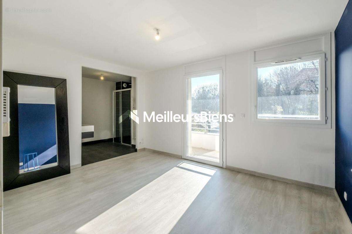 Appartement T4 103m² Evian les Bains, garage, vue lac - photo 2