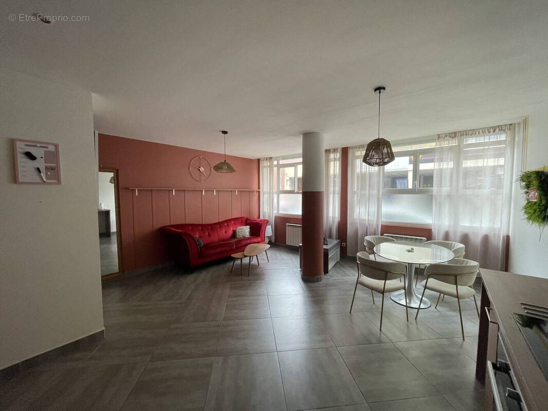 Appartement à ROMANS-SUR-ISERE