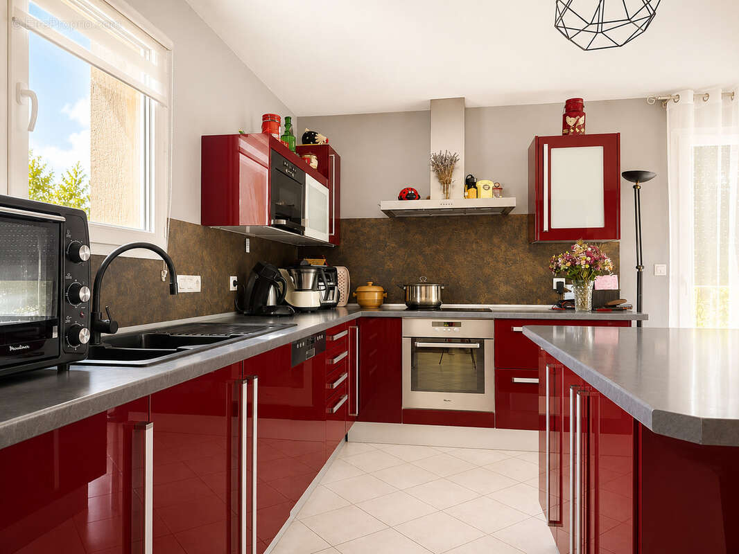 Maison de plain-pied de 109,5 m2 sur terrain constructible de 1 026 m2 - photo 5