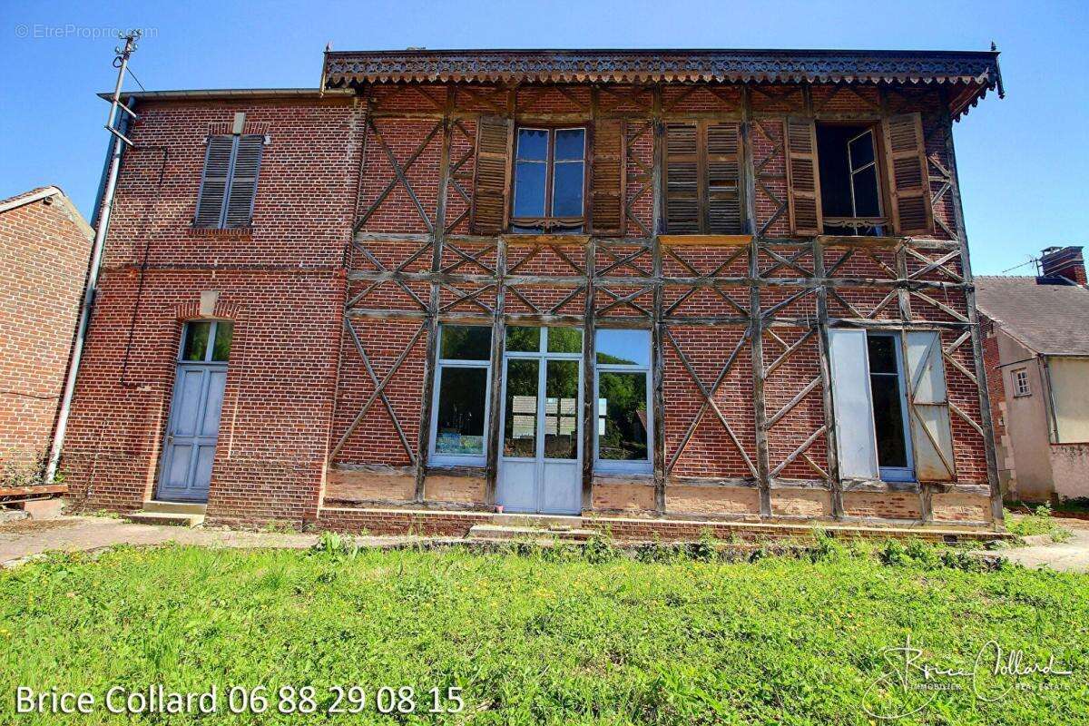 Maison à LA NEUVILLE-EN-HEZ