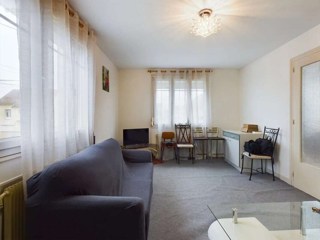 Maison à ROMILLY-SUR-SEINE