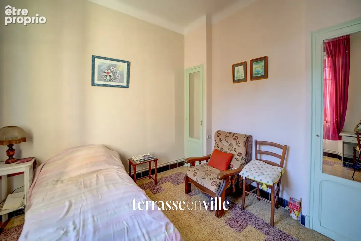 La ciotat - quartier hôpital - appartement 71,5 m2 - terrasse - parkings - vue mer - jardin 267m2 - proche pla - photo 10