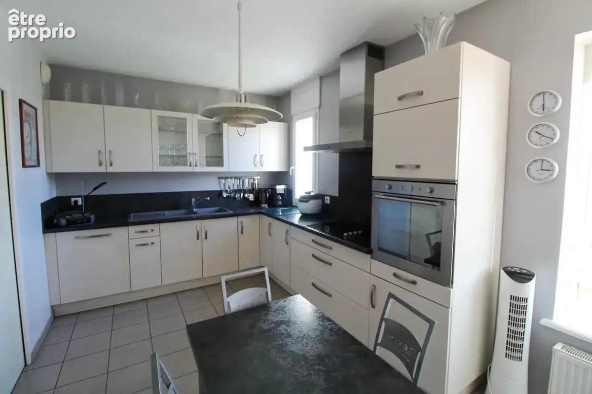 Photo 1 - Appartement à MONTCEAU-LES-MINES