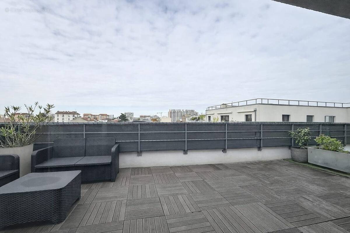 Appartement à MAISONS-ALFORT