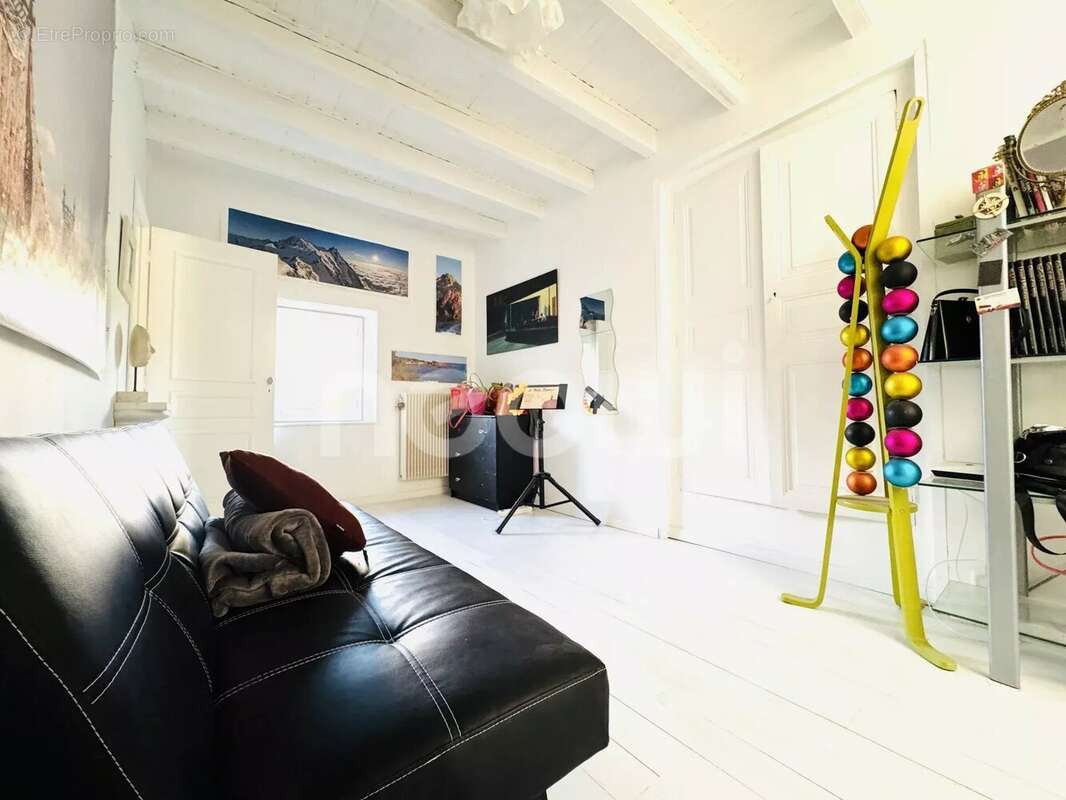 Maison à CHATEAUGAY