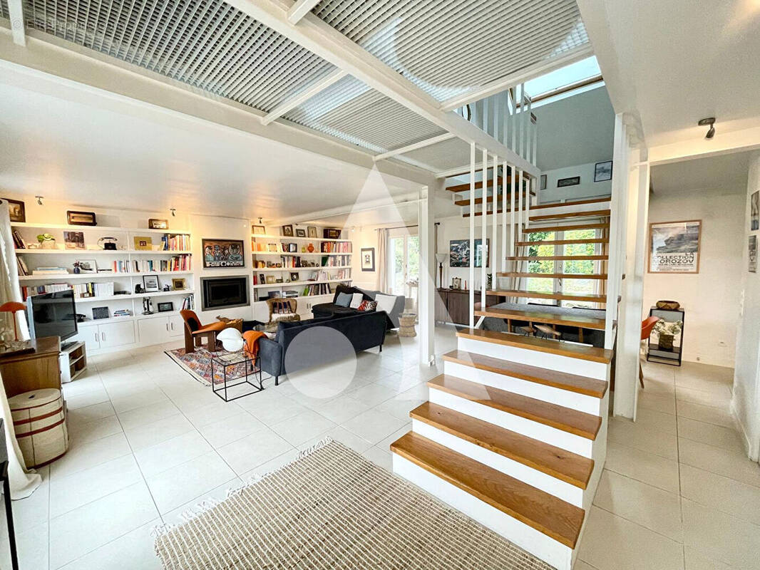 Maison à LA FRETTE-SUR-SEINE