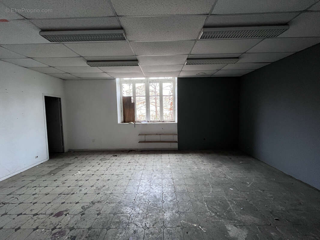 Espace brut de 150 m2   Quartier Carnot - photo 3