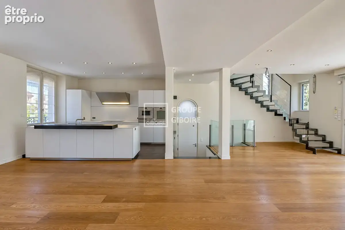 A vendre - agence giboire - rennes saint helier -maison 7 pièces d'environ 170 m² au bord de la vilaine - photo 9