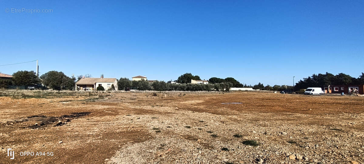 Terrain à GINESTAS