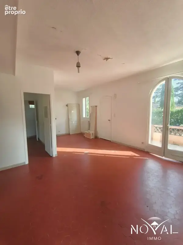 Maison 69 m² à Saint-Vallier-De-Thiey  - photo 2