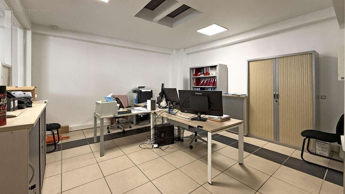 Commerce à ORMESSON-SUR-MARNE