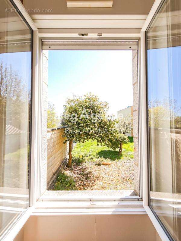 Appartement à FOUGERES