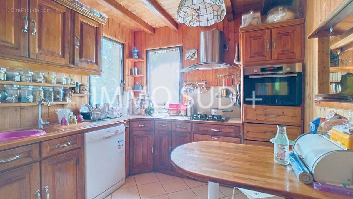 Maison à MIRIBEL-LANCHATRE