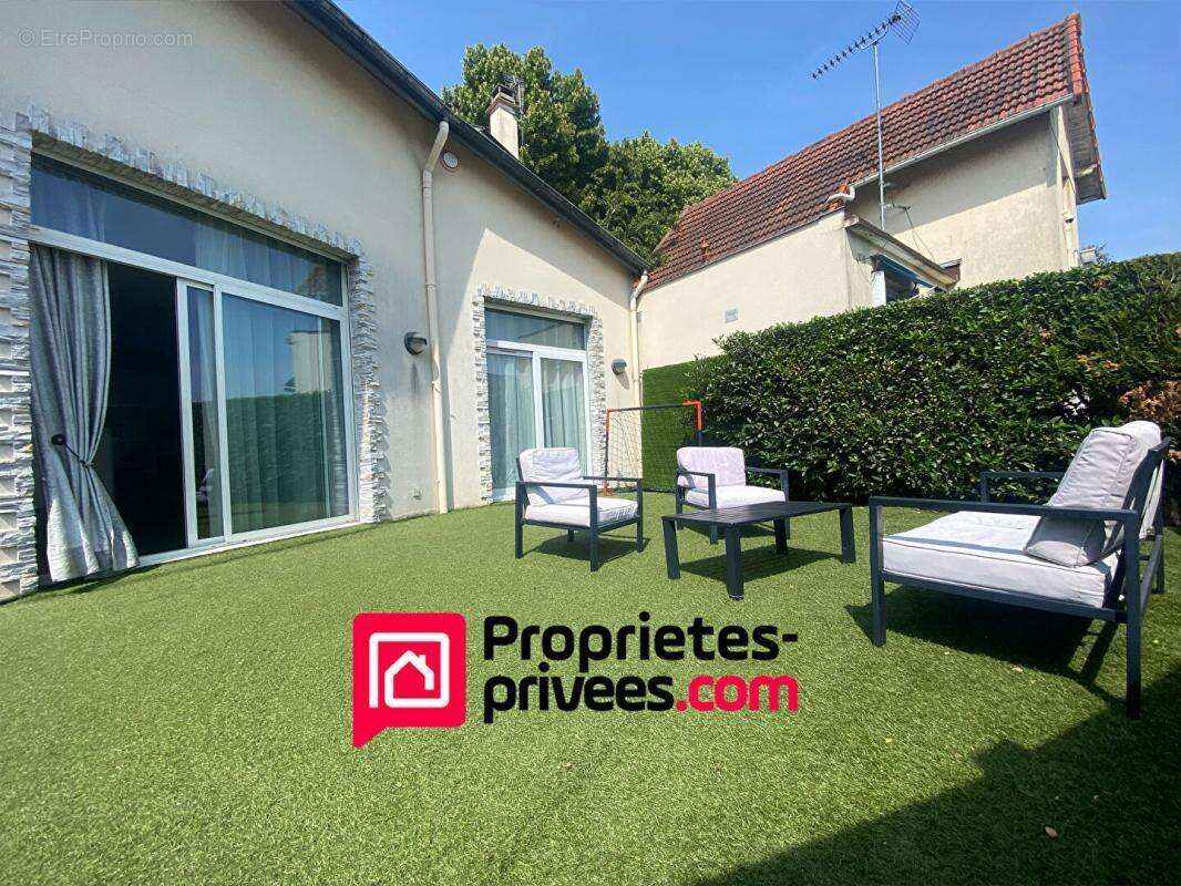 Maison à LE PLESSIS-ROBINSON