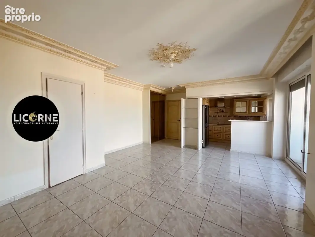 Appartement 75 m² à Marseille-8e  - photo 6