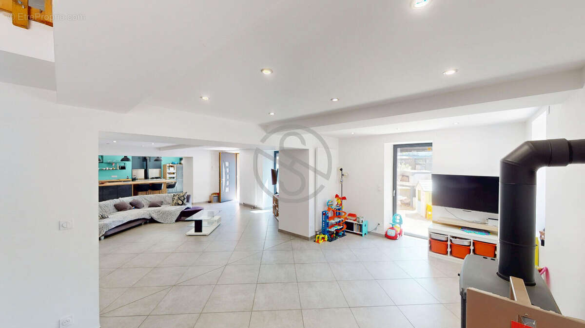 Maison à MARCILLOLES