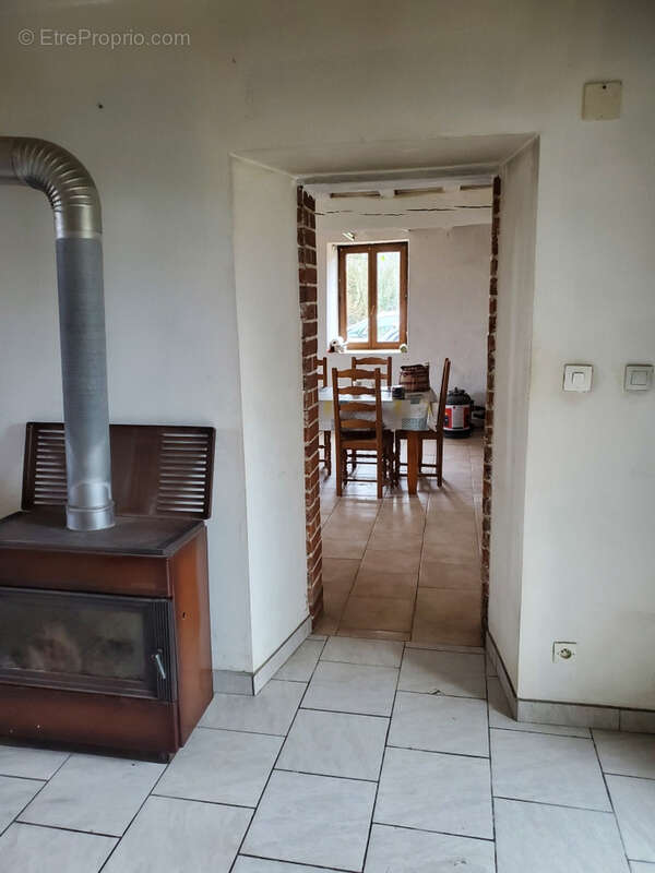 Maison à SAINT-GRATIEN-SAVIGNY