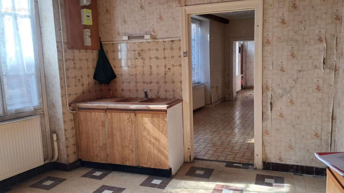 Maison à CORVOL-L&#039;ORGUEILLEUX