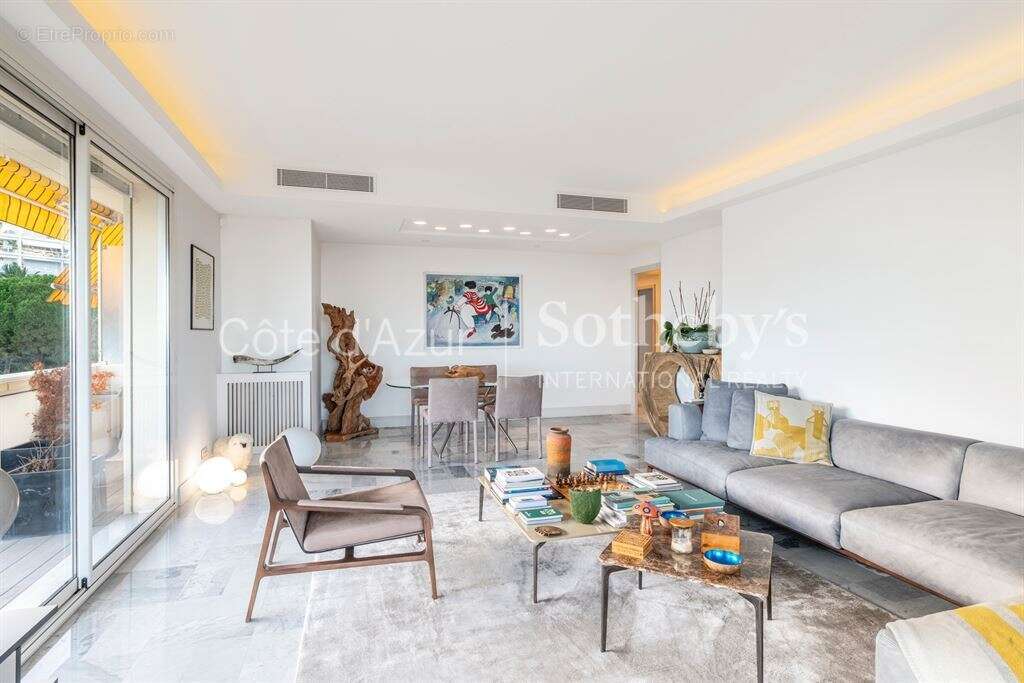 Appartement à VILLEFRANCHE-SUR-MER