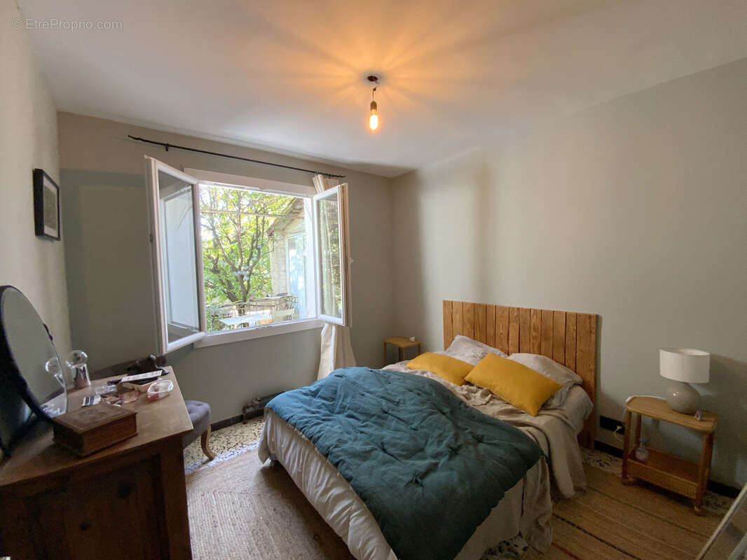 Villa dans quartier recherché Uzès à pieds. - photo 13