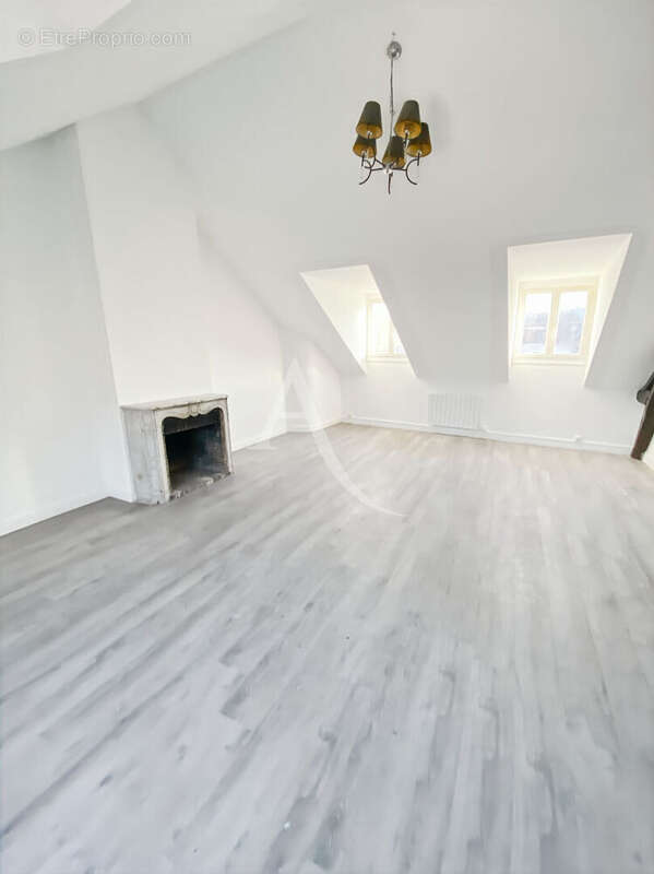 Appartement à SAINT-MICHEL-SUR-ORGE