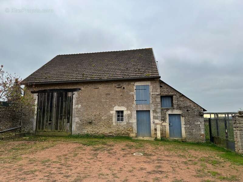 Maison à POUILLY-EN-AUXOIS