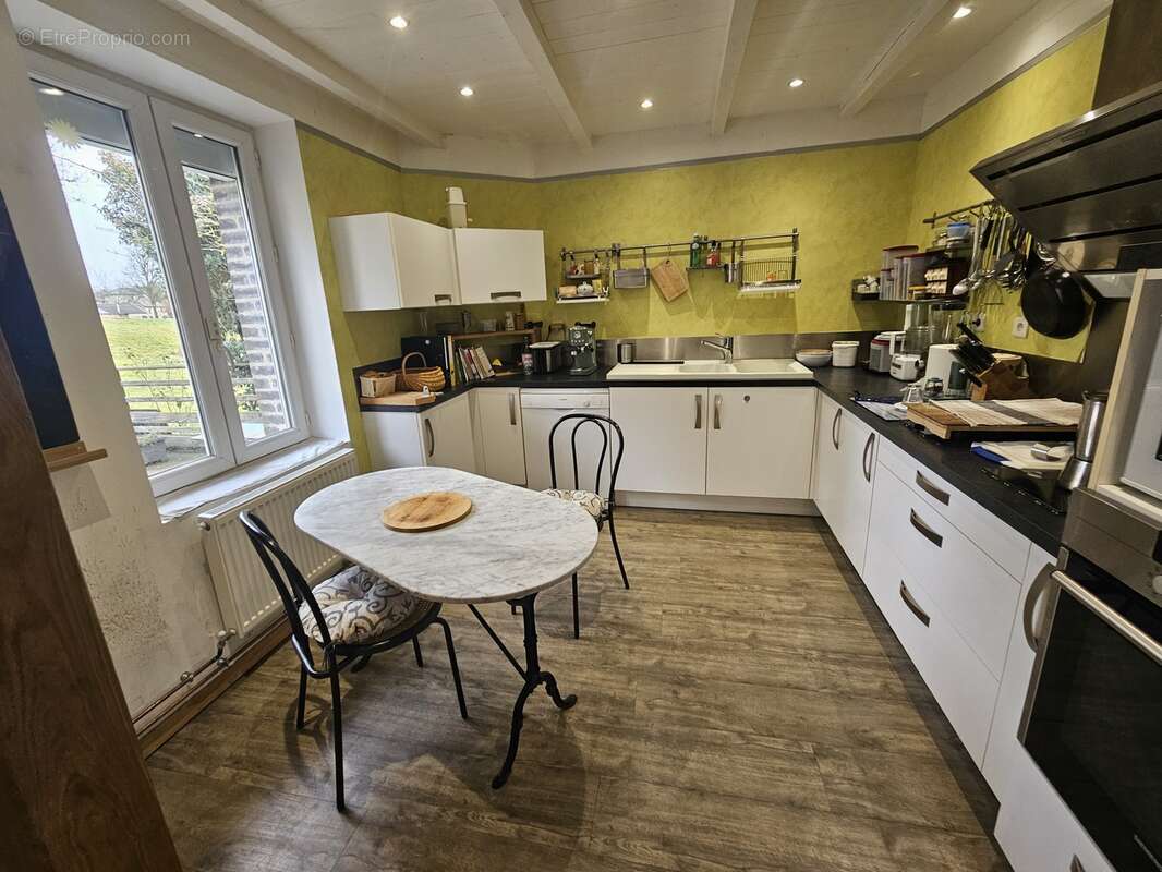 Appartement à DOMPS