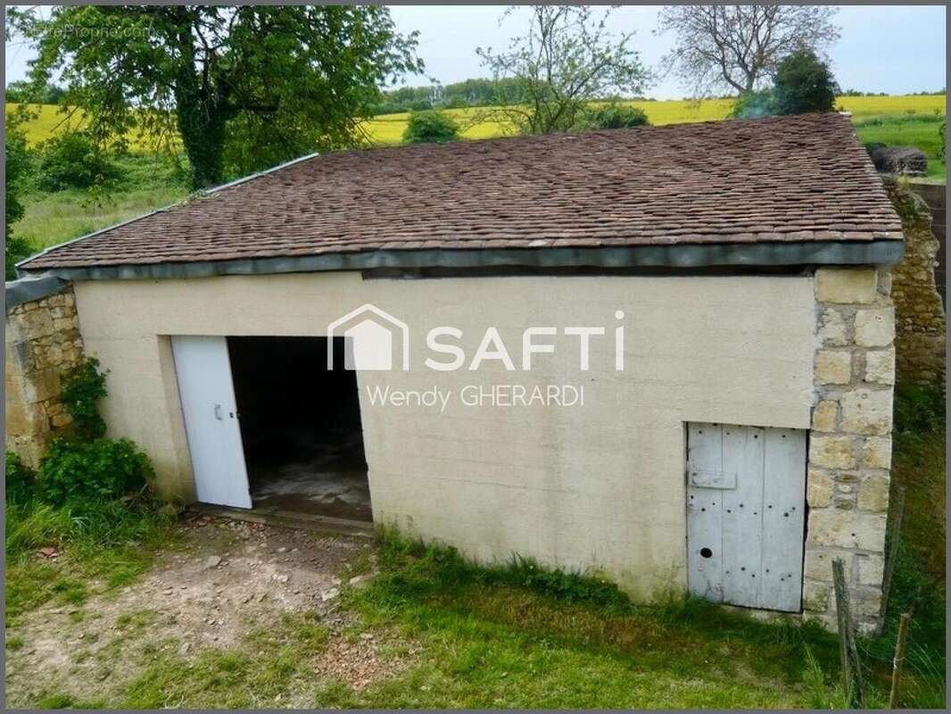 Maison 167 m² à Velleches  - photo 7
