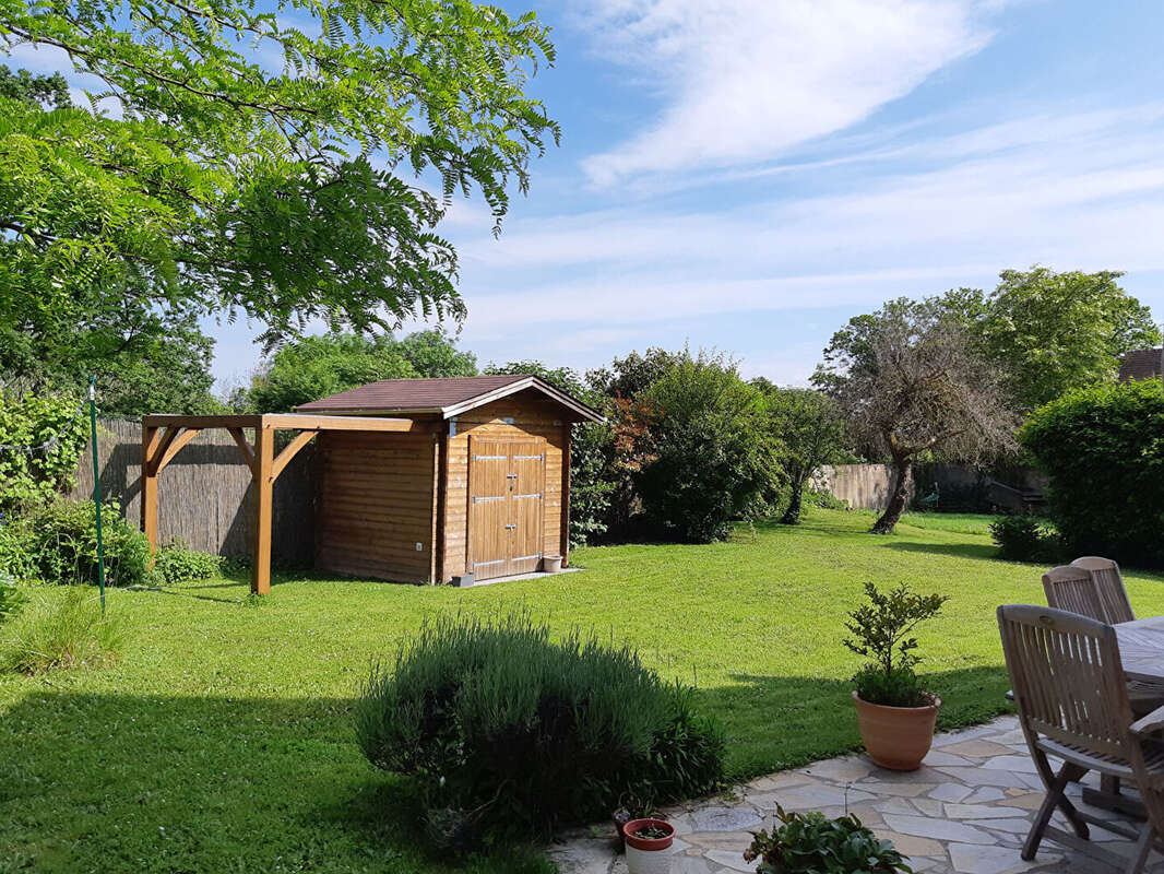 Maison à FEUCHEROLLES