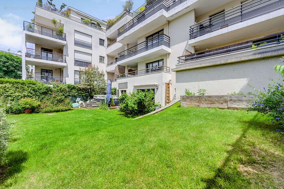 Appartement à ASNIERES-SUR-SEINE