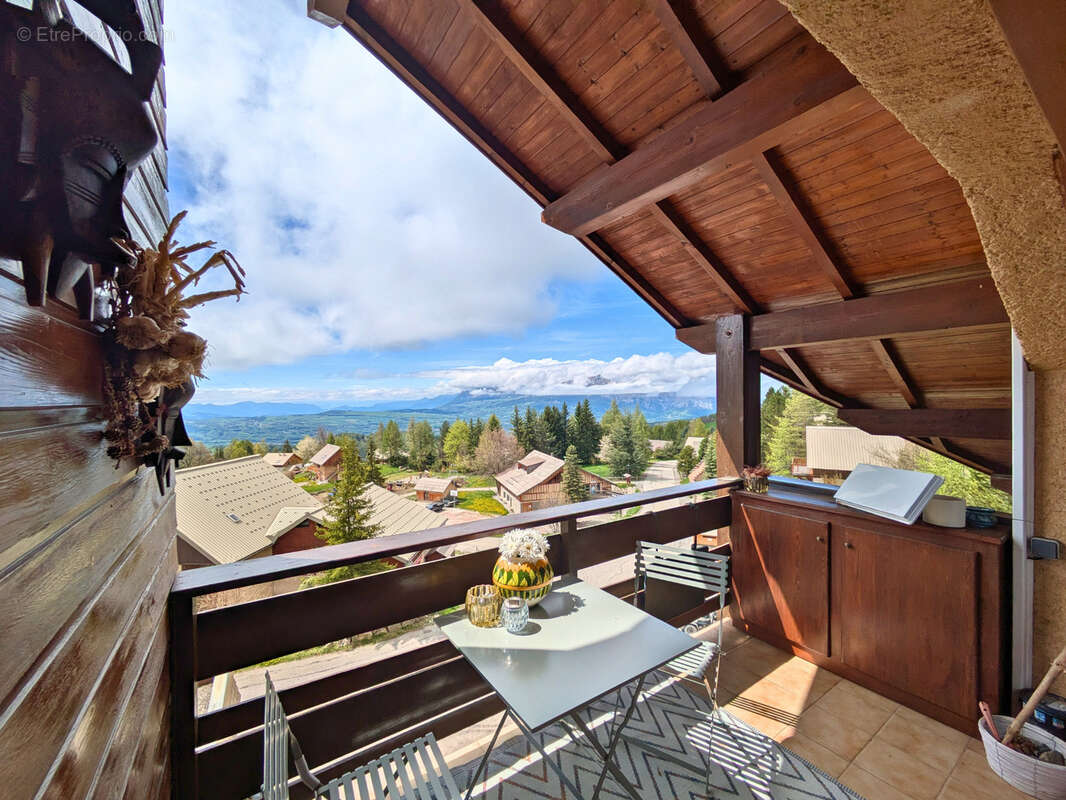 Appartement à SAINT-MICHEL-DE-CHAILLOL