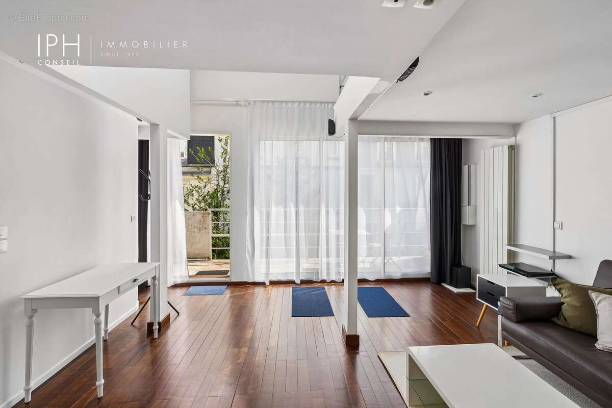 Appartement à LEVALLOIS-PERRET