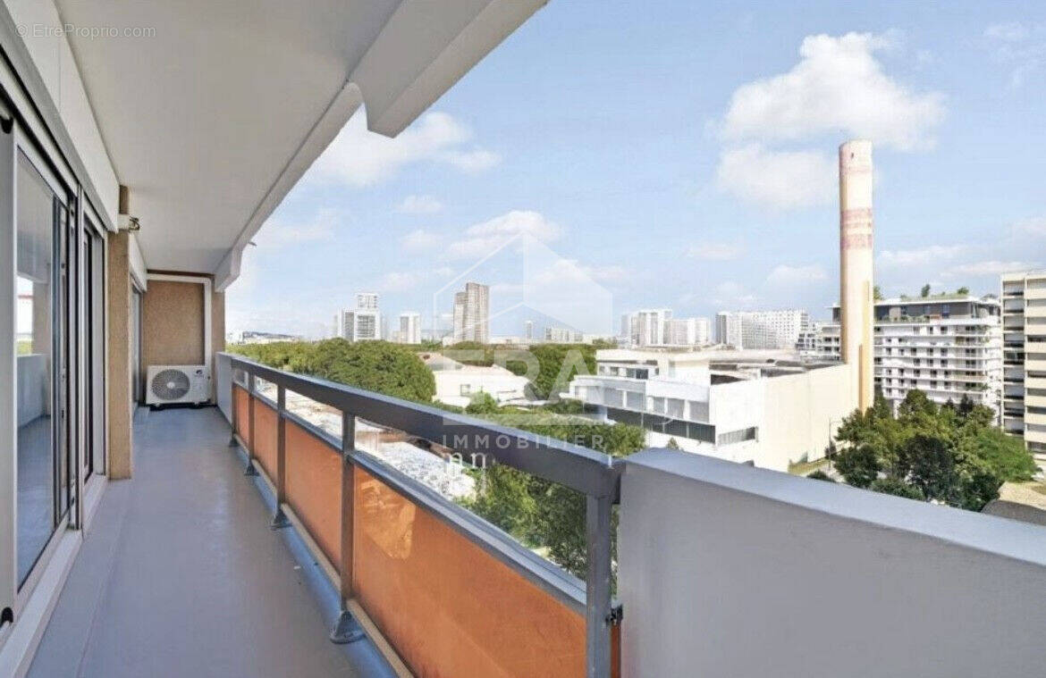 Appartement à CLICHY