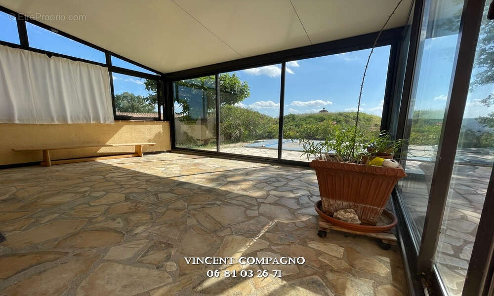 Maison à ESPARRON-DE-VERDON