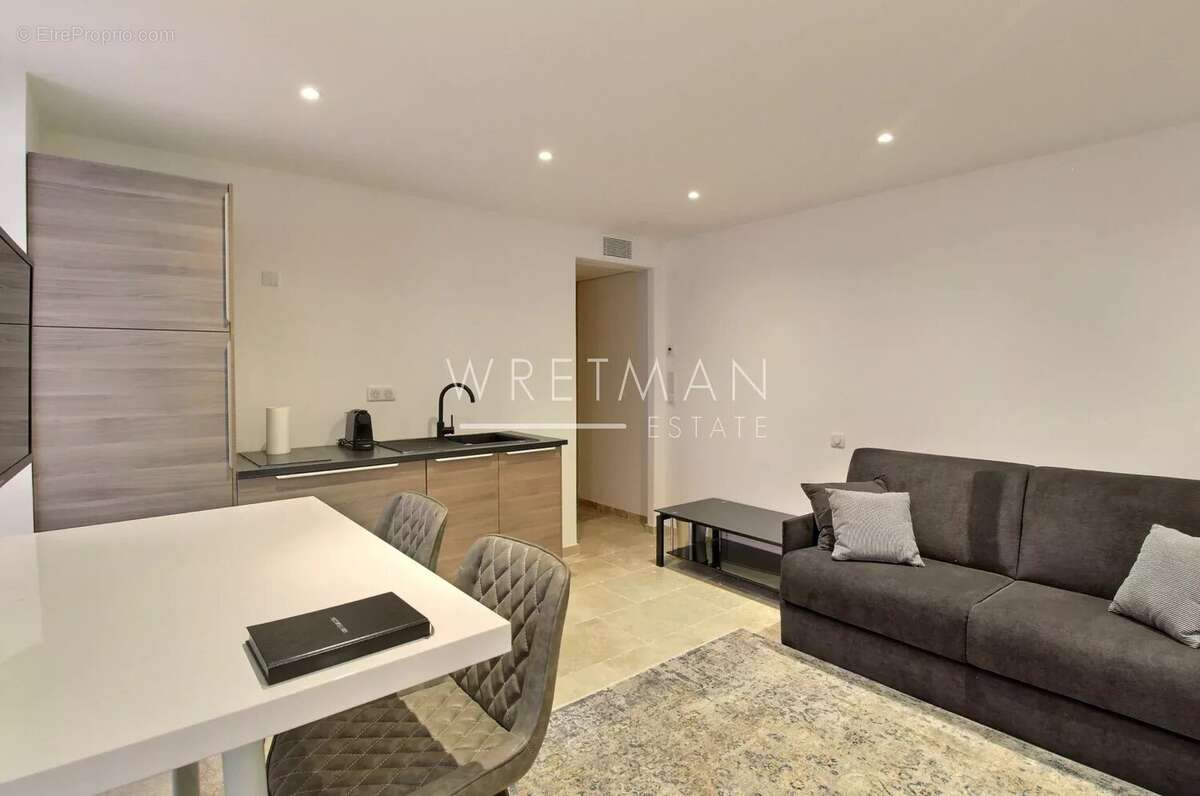 Luxueuse maison de ville rénovée - Cannes Petit Juas - photo 16