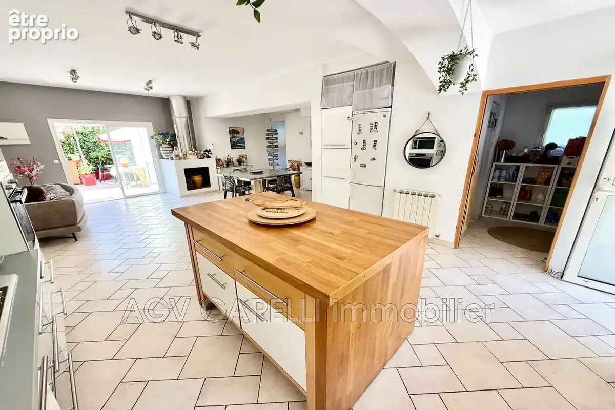 Maison 6 pièces 152 m² à vendre à Toulon (83000) - photo 4