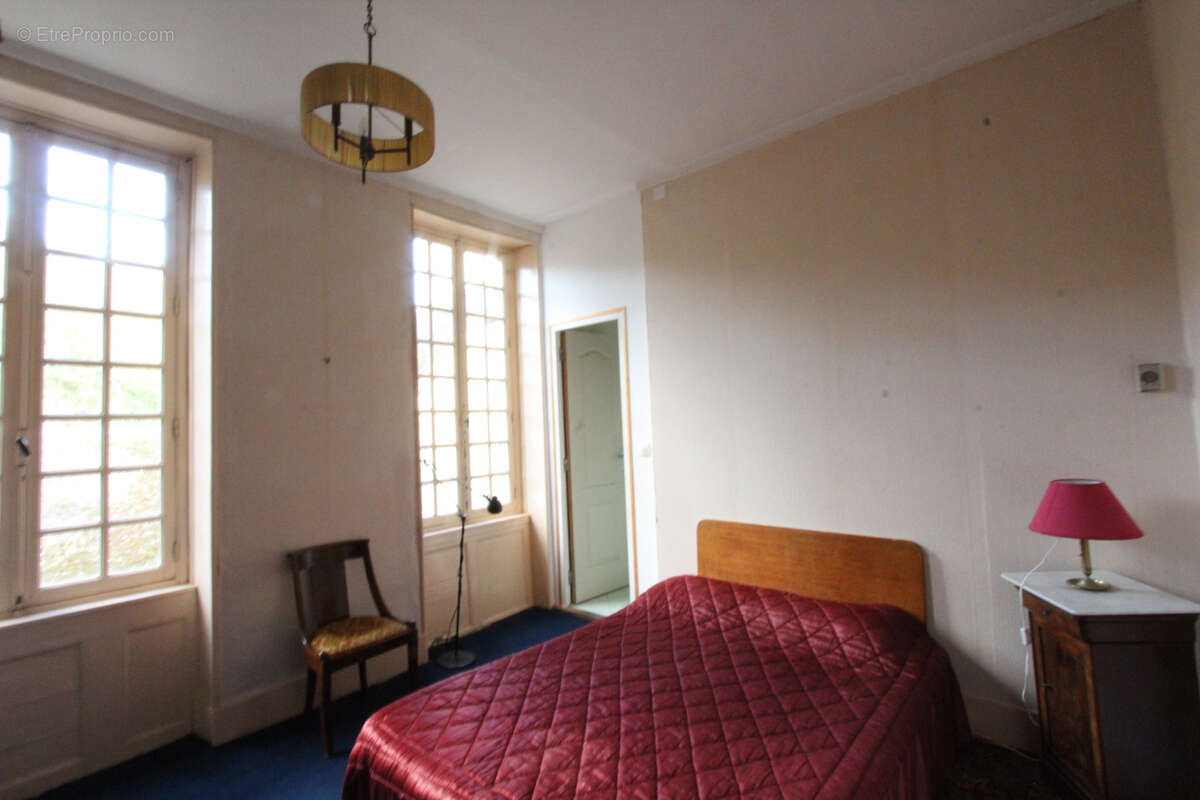 Maison à LA CHARITE-SUR-LOIRE