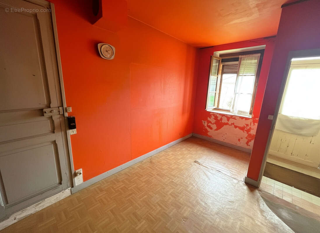 Maison à SOURS