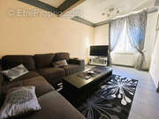 Appartement à LA TOUR-DU-CRIEU