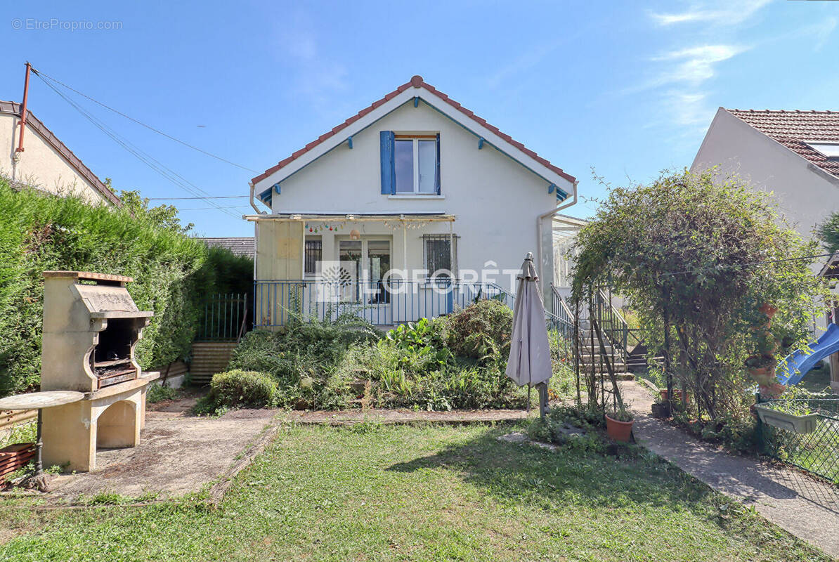 Maison à CONFLANS-SAINTE-HONORINE