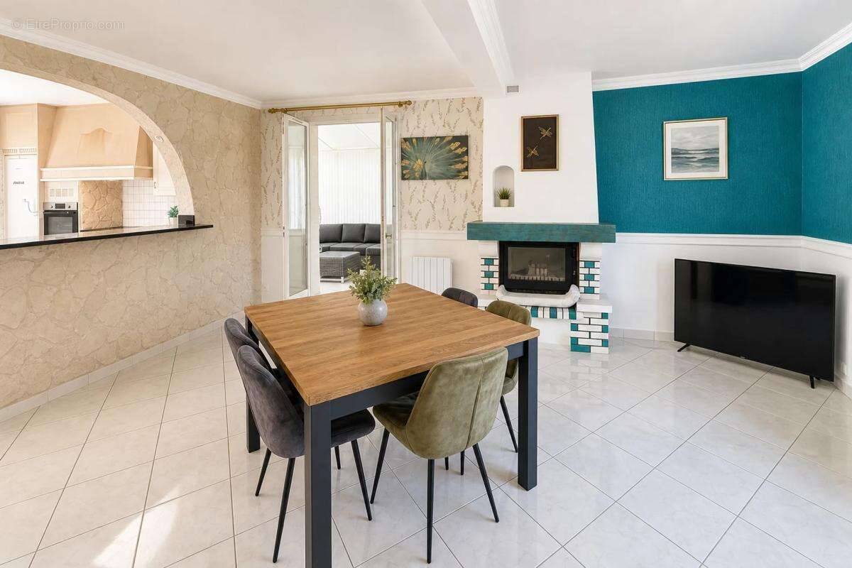 Maison 6 pièces de 187 m² avec appt indép., véranda, garages - photo 5
