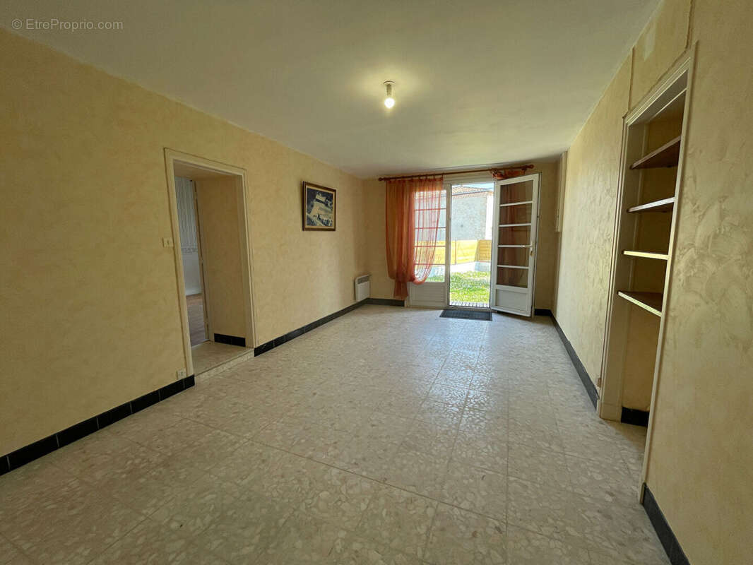 Appartement à BREUILLET